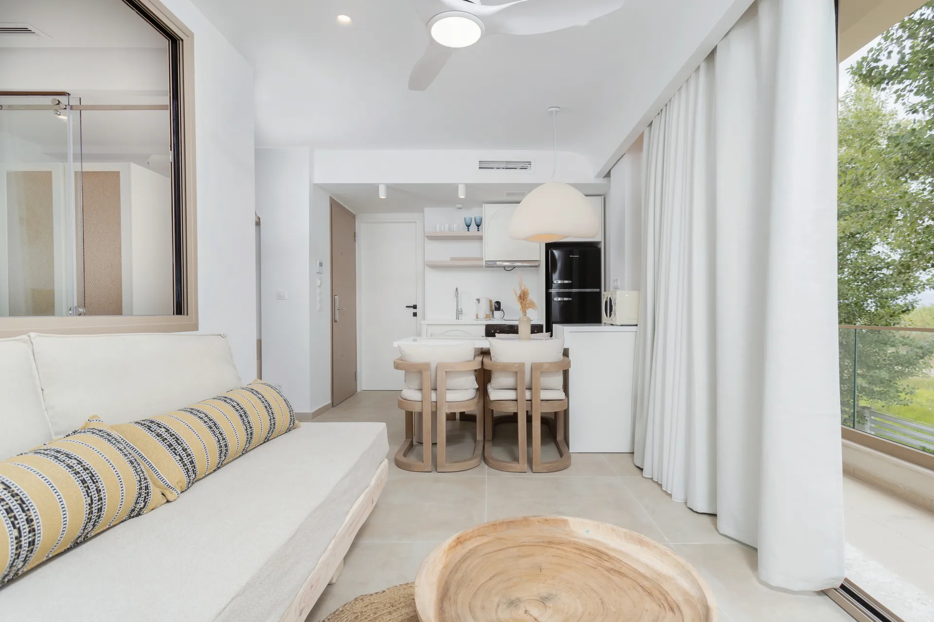 Nusa Suites & Villas-Executive 2 Bedroom Suite Side Sea View